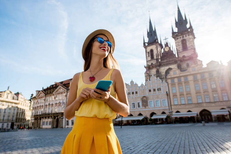 ee-to-introduce-mobile-roaming-in-europe-from-january (1)